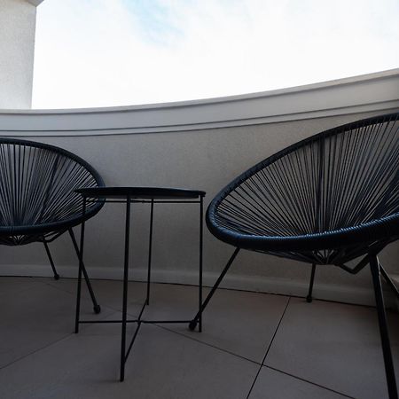 Novos Luxury Suites Бухарест Екстер'єр фото