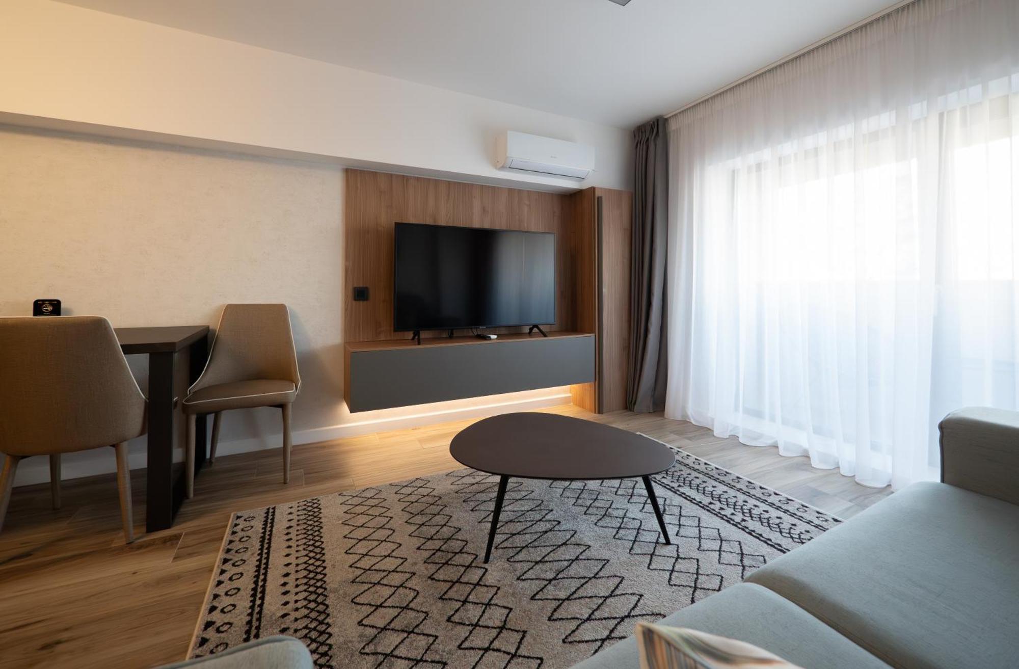 Novos Luxury Suites Бухарест Екстер'єр фото